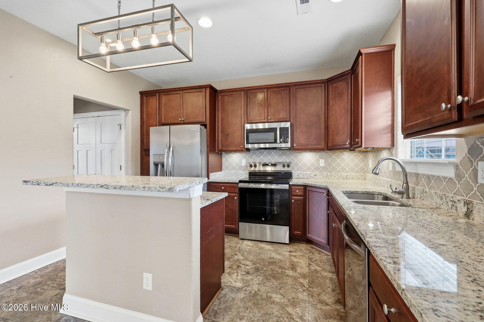 122 Rosedale Drive Moyock, NC 27958 - Photo 8 of 52