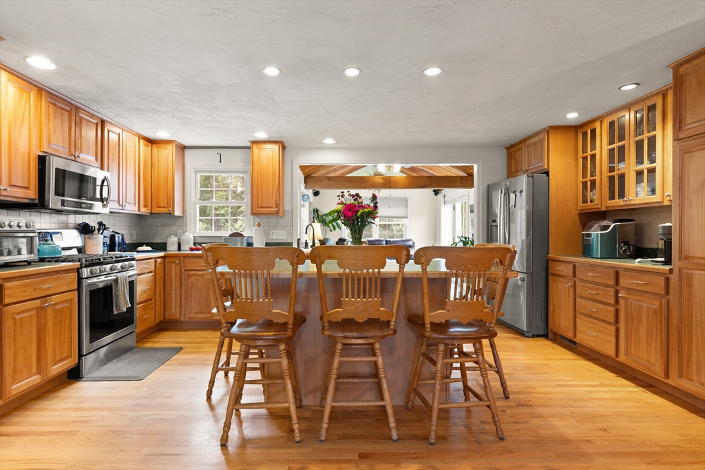 16 Jionzo Road Milford, MA 01757 - Photo 12 of 25