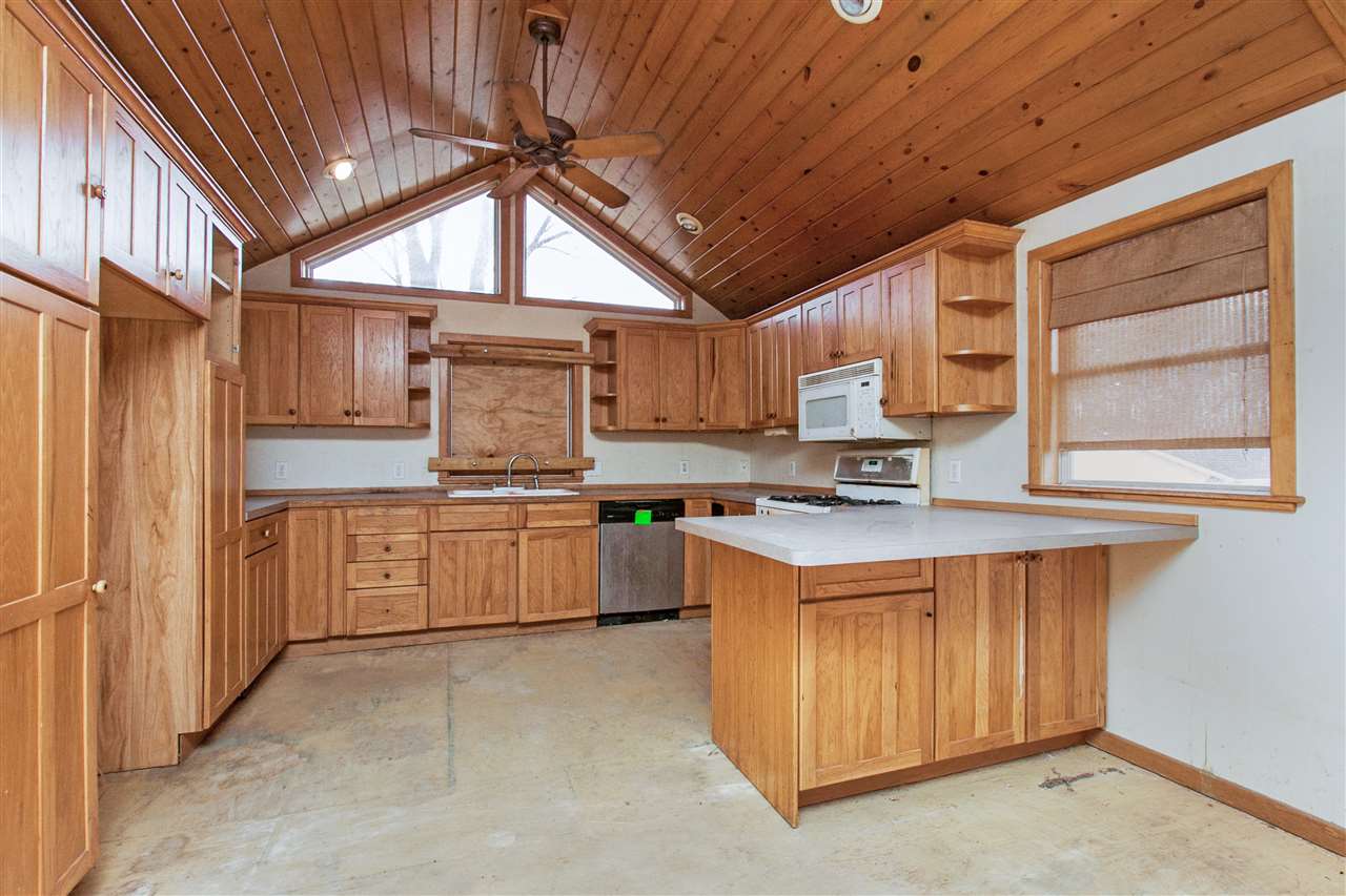 108 Madison Street South Hazleton, IA 50641 - Photo 6 of 11 Gallery Image 6