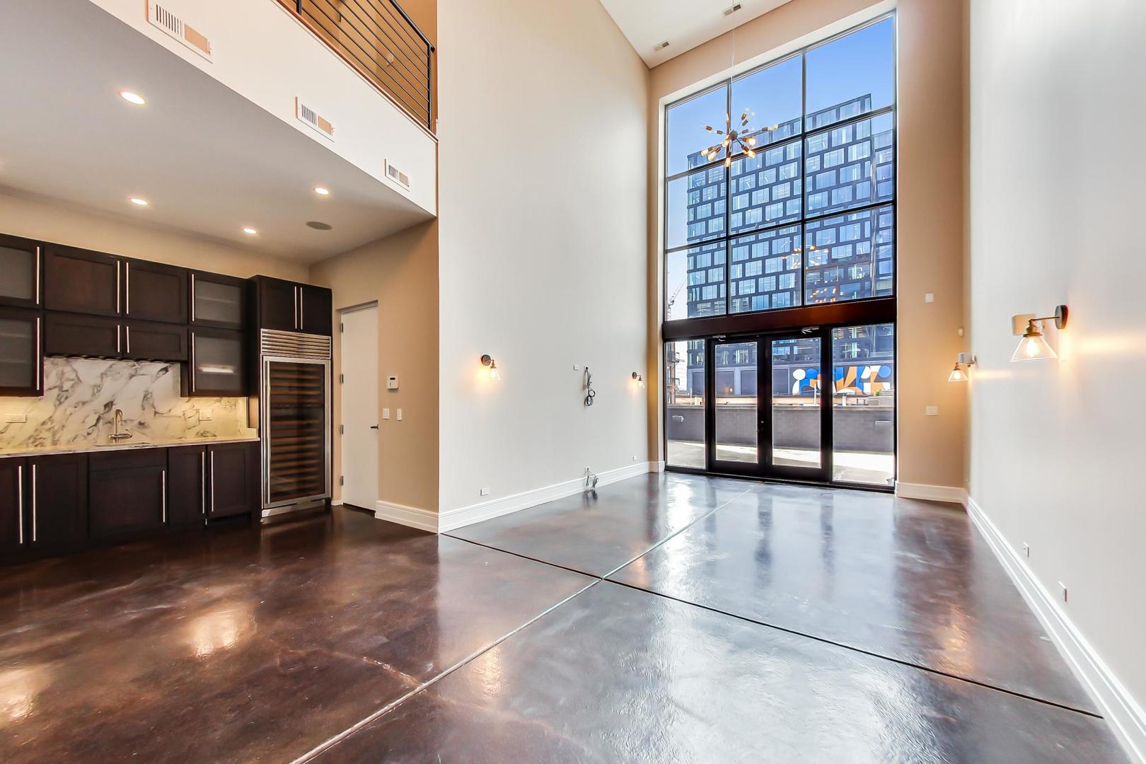 813 West Fulton Market, Unit 2 Chicago, IL 60607 - Photo 5 of 41