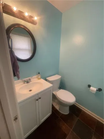 $275,000 | 7924 Northwest Milrey Drive, Kansas City, MO 64152