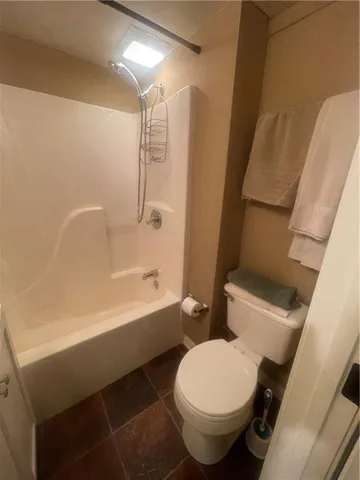 $275,000 | 7924 Northwest Milrey Drive, Kansas City, MO 64152