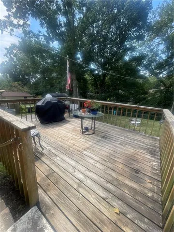 $275,000 | 7924 Northwest Milrey Drive, Kansas City, MO 64152