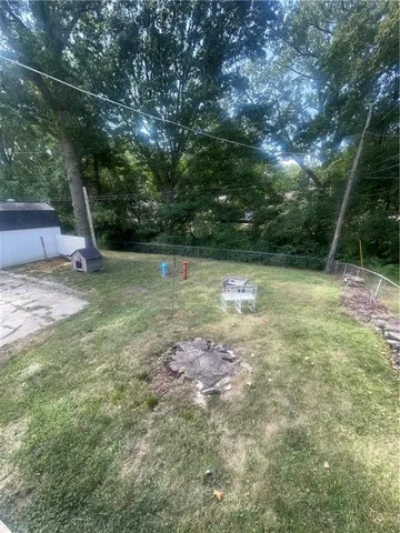 $275,000 | 7924 Northwest Milrey Drive, Kansas City, MO 64152