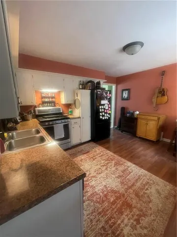 $275,000 | 7924 Northwest Milrey Drive, Kansas City, MO 64152