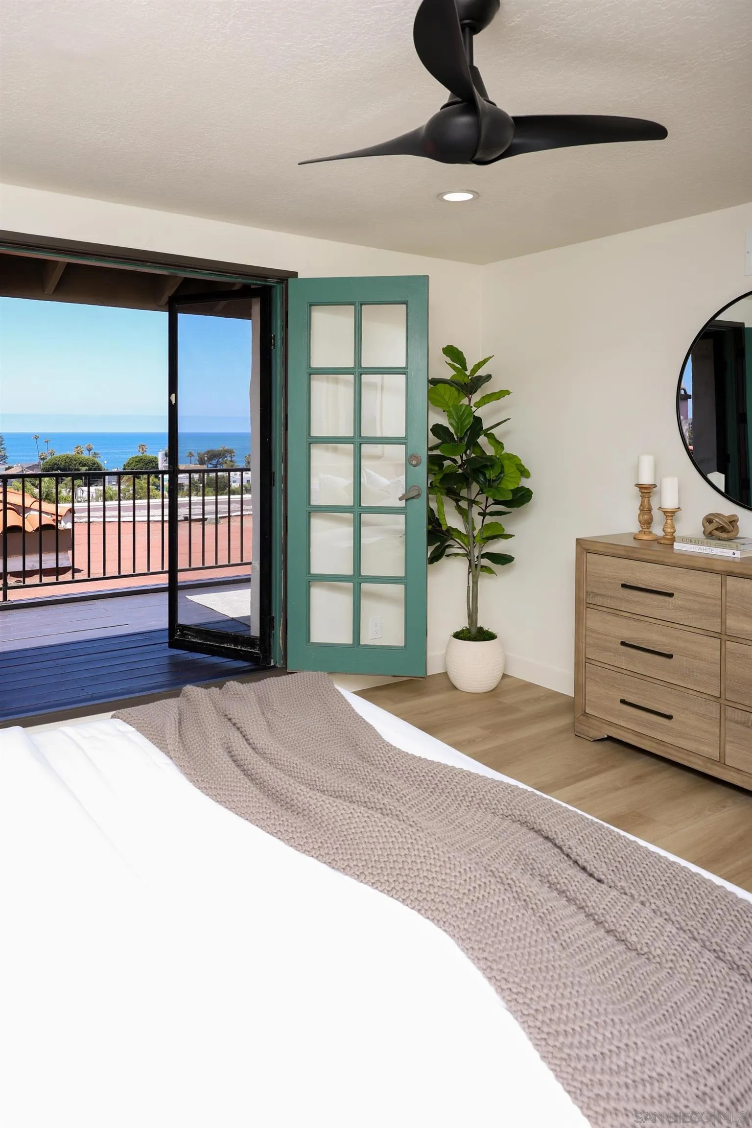 406 Paseo Pacifica Encinitas, CA 92024 - Photo 13 of 31
