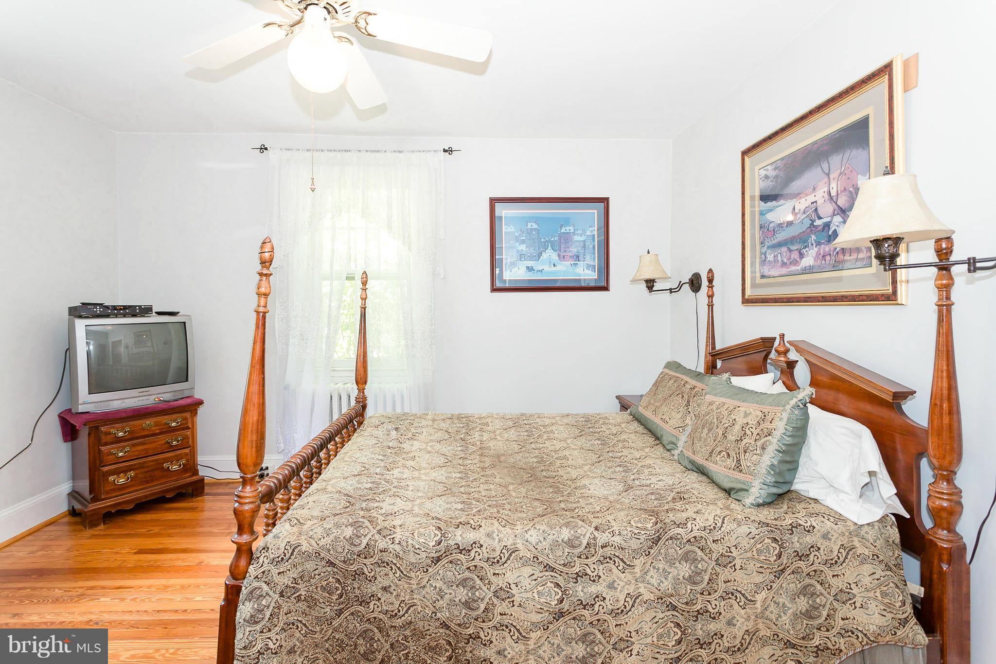 500 South Rolling Road Catonsville, MD 21228 - Photo 12 of 26 Bedroom (Master)