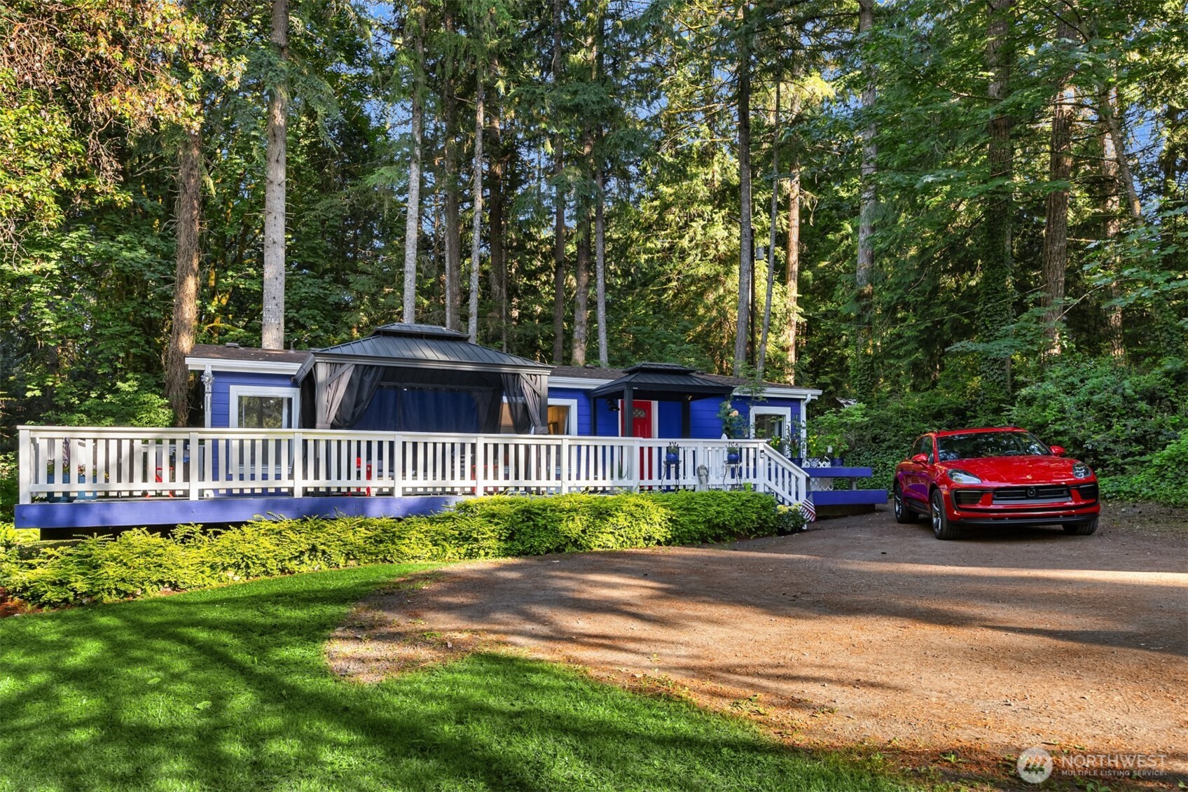 8480 Hansen Road Northeast Bainbridge Island, WA 98110 - Photo 3 of 26