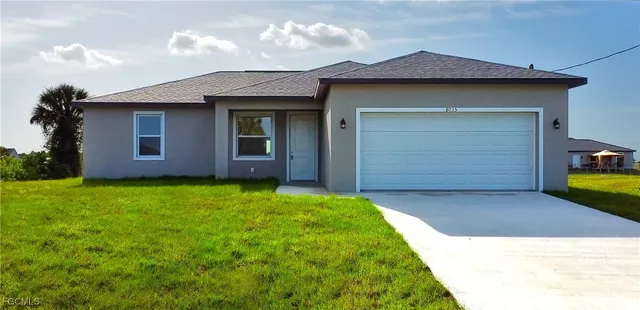 a view of a house with a tub