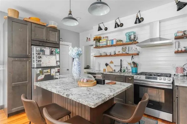 $3,000 | 50 Padelford Street, Unit 1, Providence, RI 02906
