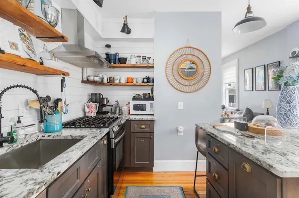 $3,000 | 50 Padelford Street, Unit 1, Providence, RI 02906