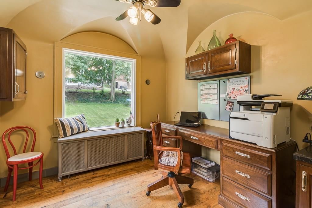 459 Beverly Road Pittsburgh, PA 15216 - Photo 11 of 24 Gallery Image 11