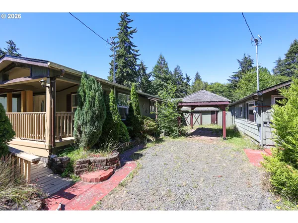 $389,000 | 64608 East Bay Road, North Bend, OR 97459