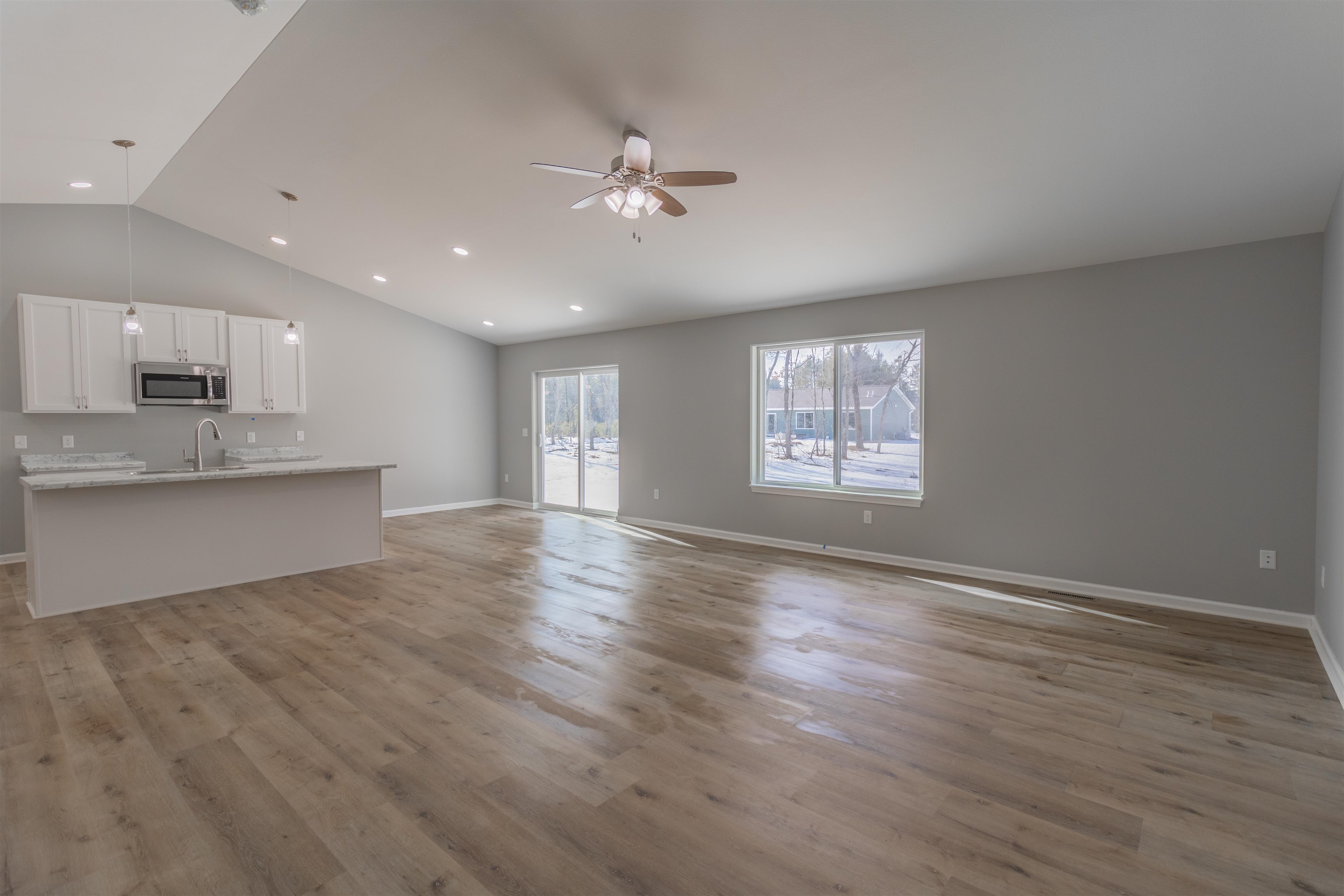 5500 Forest Creek Road Stevens Point, WI 54482 - Photo 5 of 23