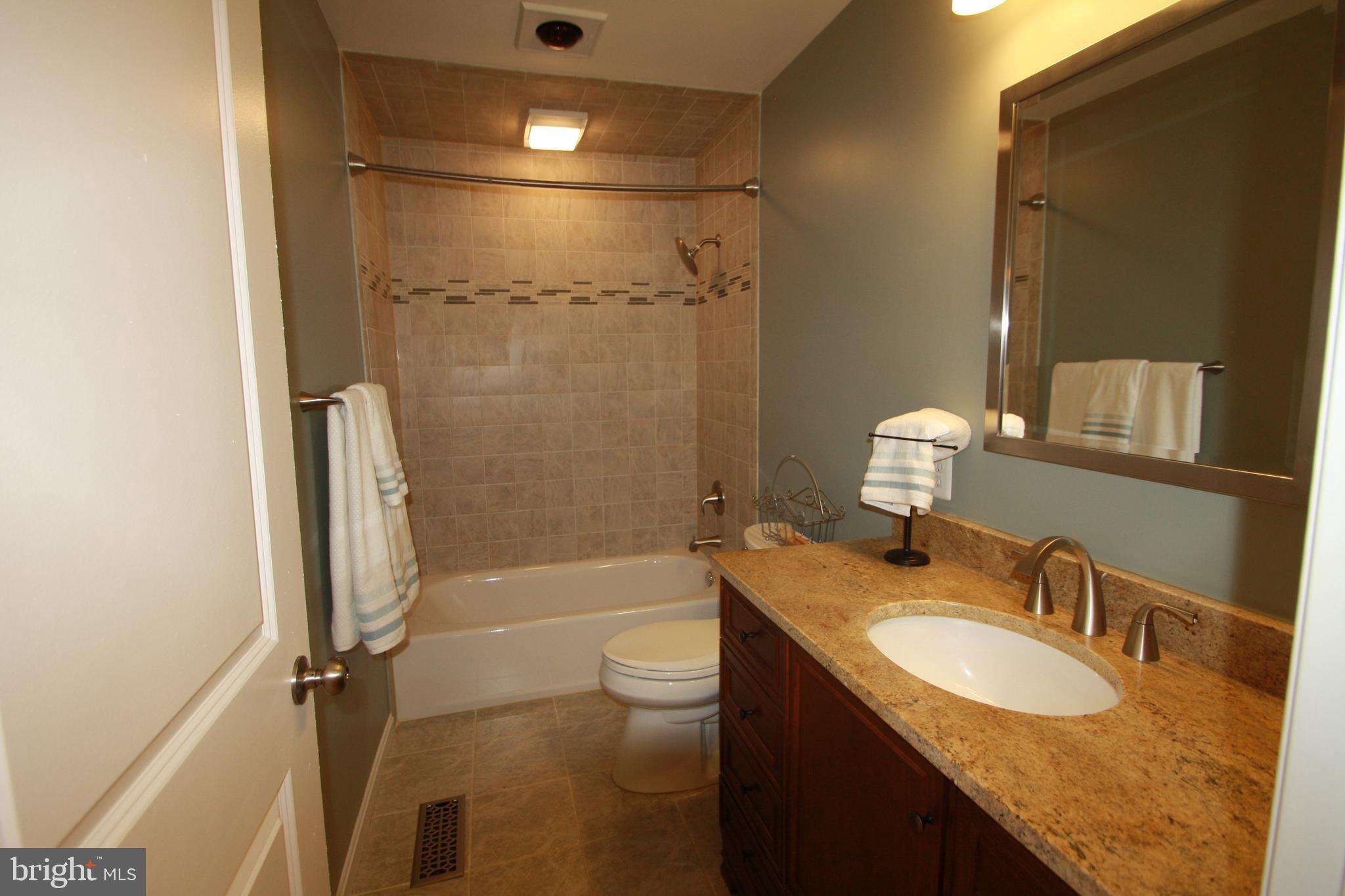 947 Fall Ridge Way Gambrills, MD 21054 - Photo 11 of 20 Main bath