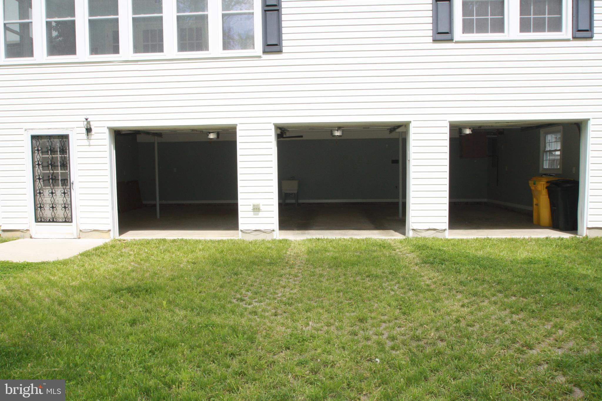 947 Fall Ridge Way Gambrills, MD 21054 - Photo 17 of 20 3 car garage