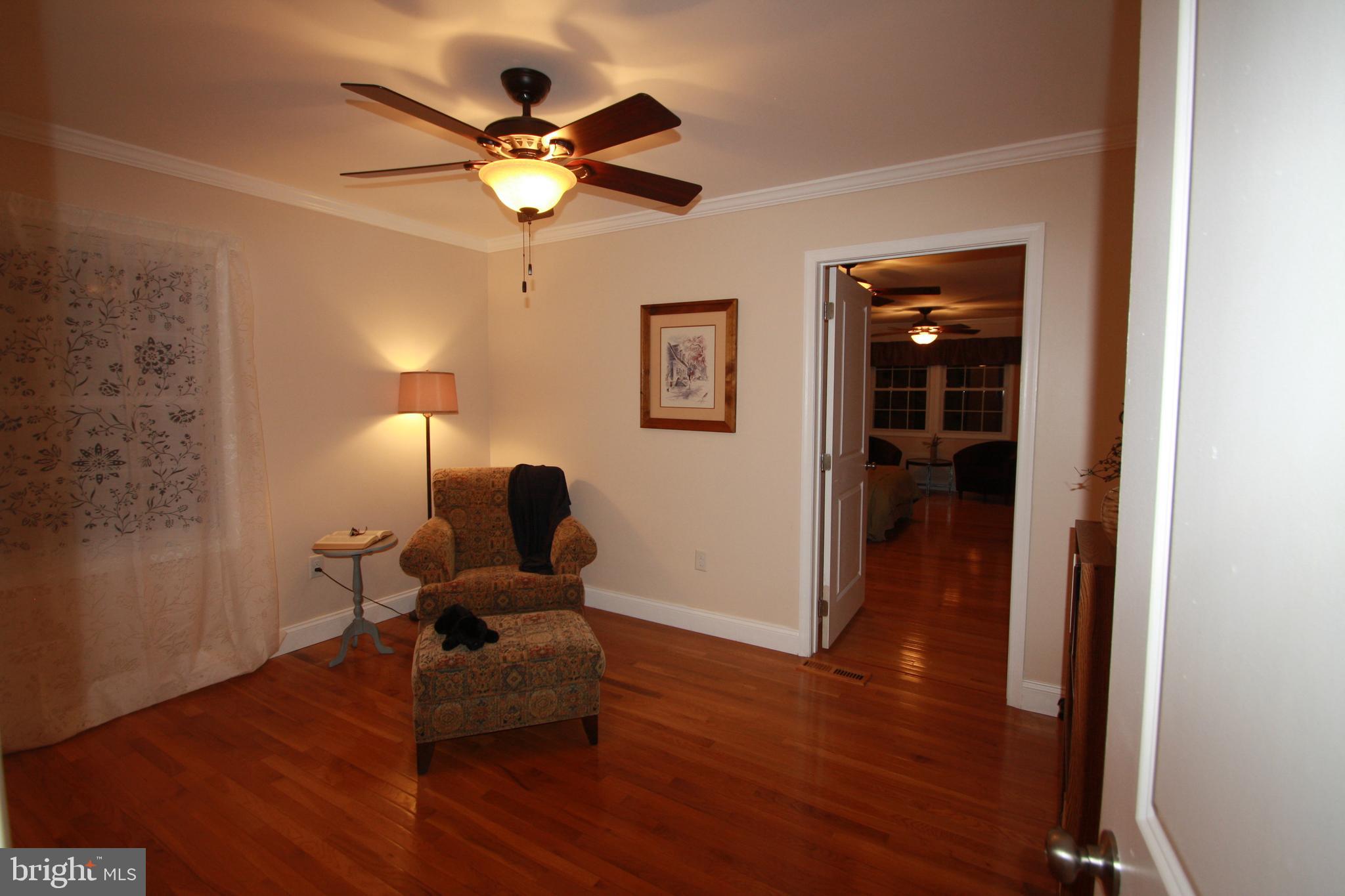 947 Fall Ridge Way Gambrills, MD 21054 - Photo 8 of 20 Sitting room