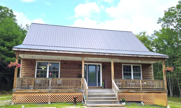 $589,500 | 32 Patriot Place, Standish, ME 04084