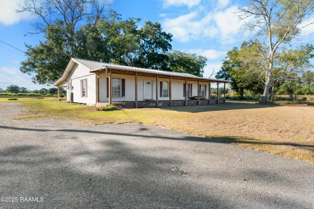 $170,000 | 3008 Buster Road, Abbeville, LA 70510
