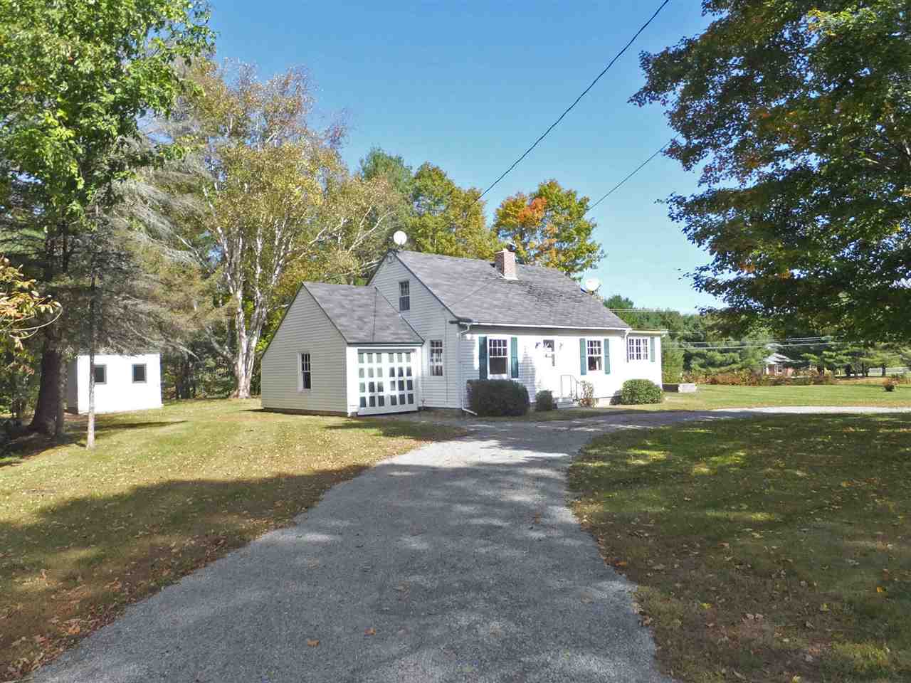 3 Meeting House Road Rockingham, VT 05101 - Photo 3 of 10