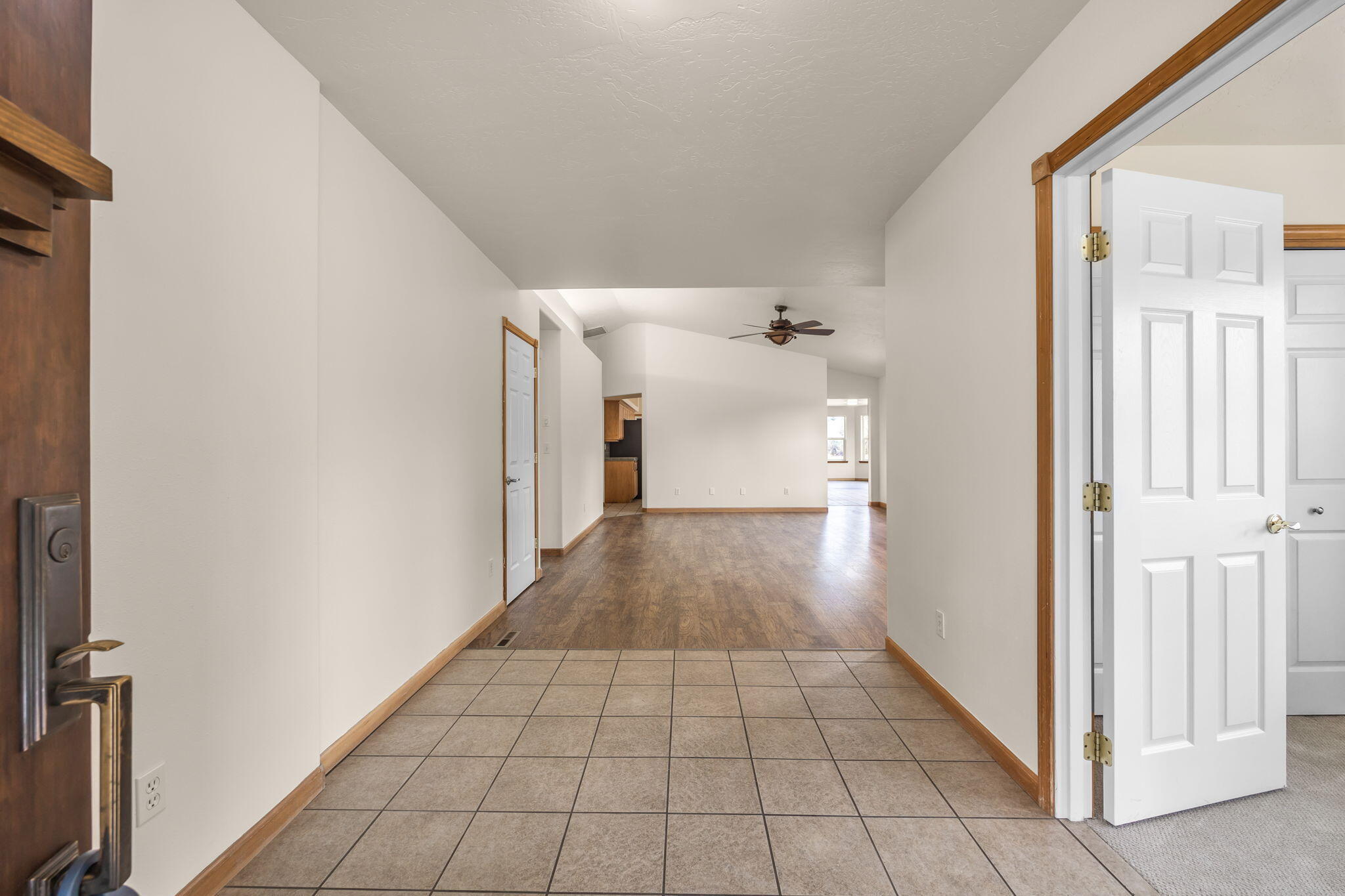 3206 Northeast Yellowpine Road Prineville, OR 97754 - Photo 10 of 38 2023_08_31_3206_ne_yellowpine_rd_pv-6