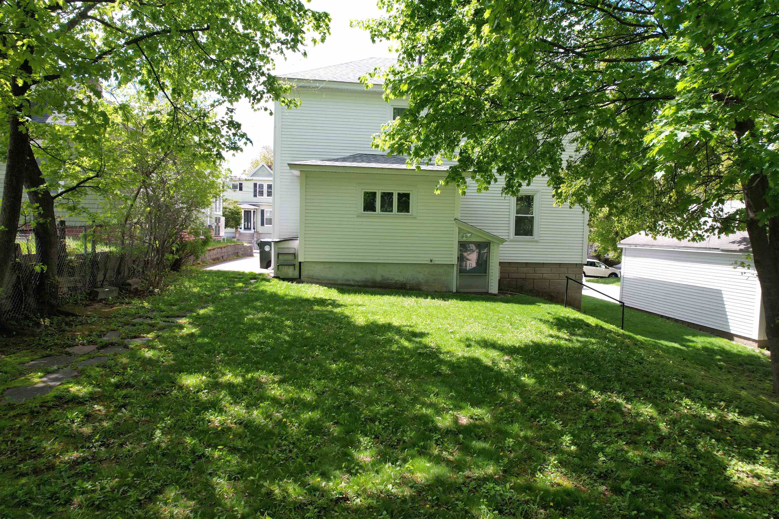 45 Morgan Street Manchester, NH 03102 - Photo 26 of 27