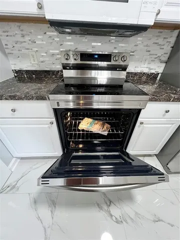 $130,000 | 3550 Tobago Lane, Unit 304, Tampa, FL 33614