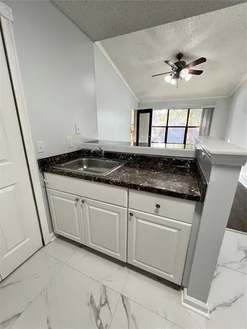 $130,000 | 3550 Tobago Lane, Unit 304, Tampa, FL 33614