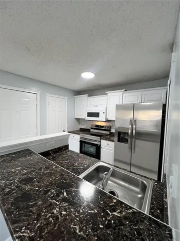 $130,000 | 3550 Tobago Lane, Unit 304, Tampa, FL 33614