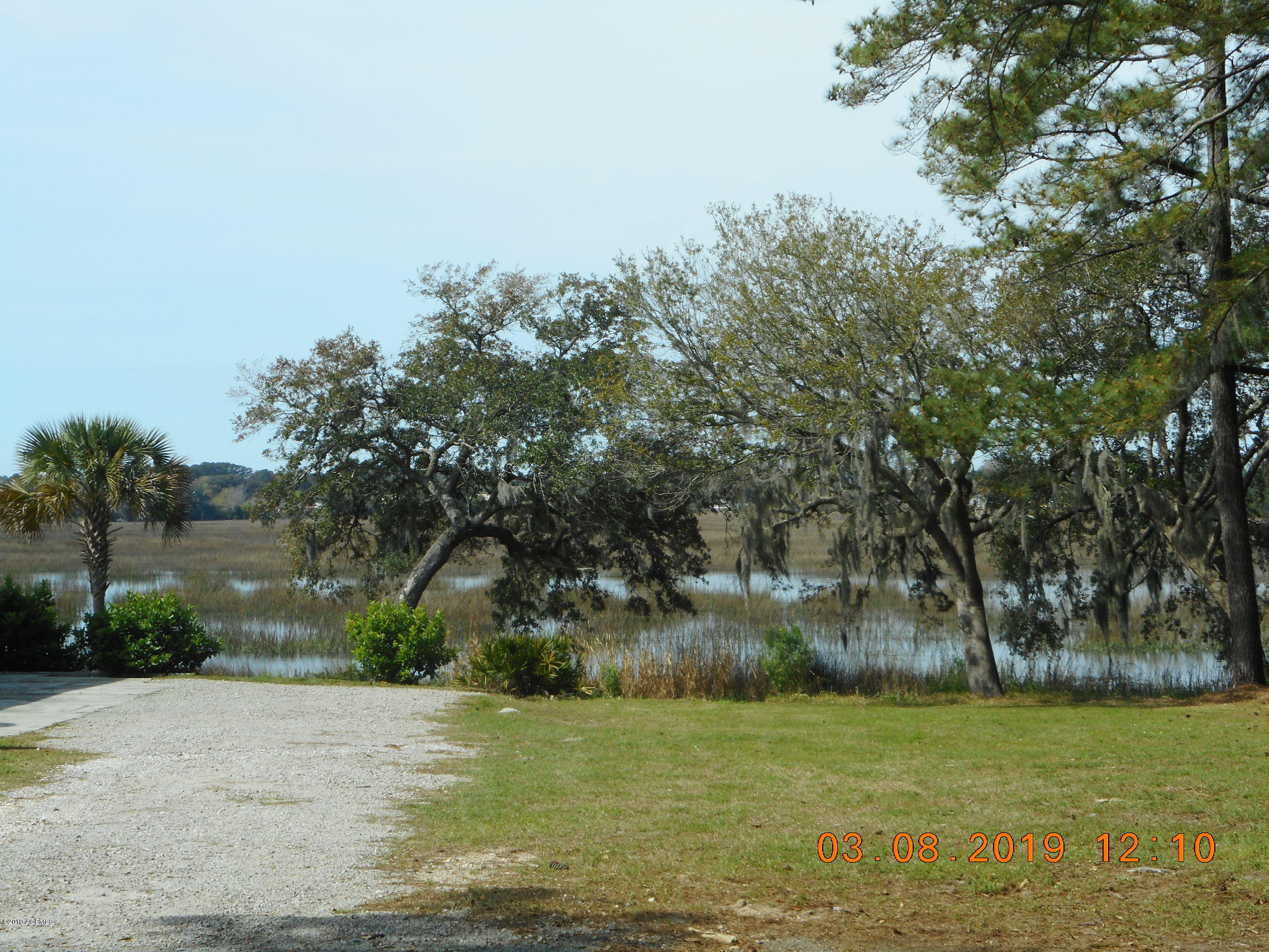 1705 State Rd S-7-202 Beaufort, SC 29902 - Photo 13 of 18 DSCN2839