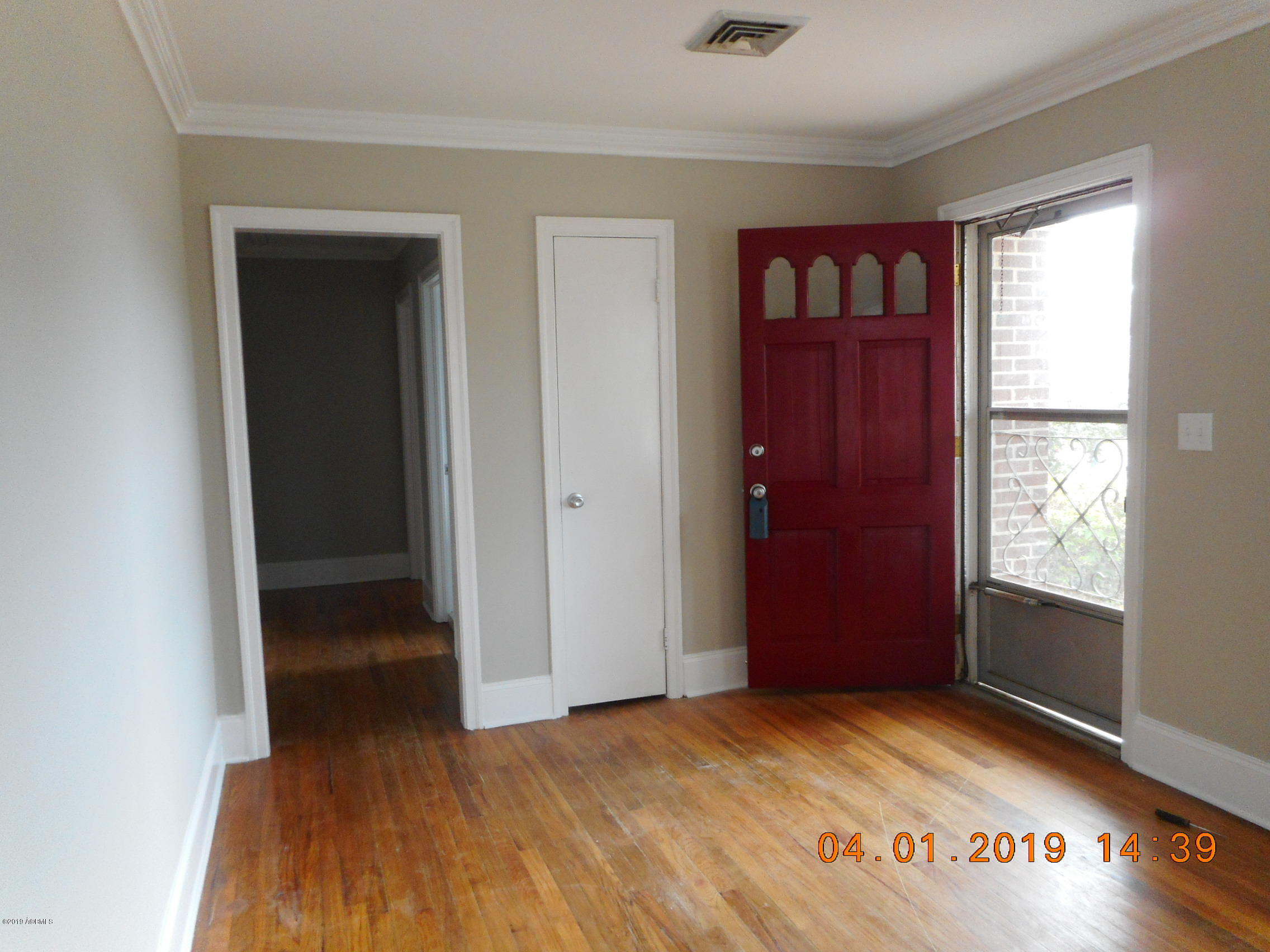 1705 State Rd S-7-202 Beaufort, SC 29902 - Photo 3 of 18 DSCN2934