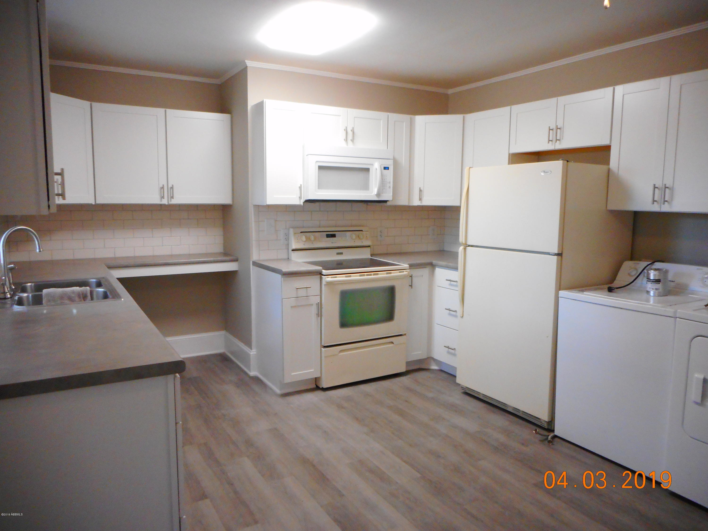 1705 State Rd S-7-202 Beaufort, SC 29902 - Photo 8 of 18 DSCN0532