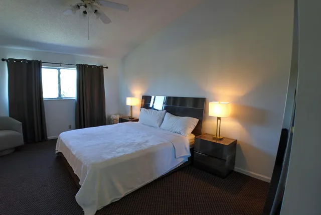 $2,850 | 2274 Discovery Circle West, Deerfield Beach, FL 33442