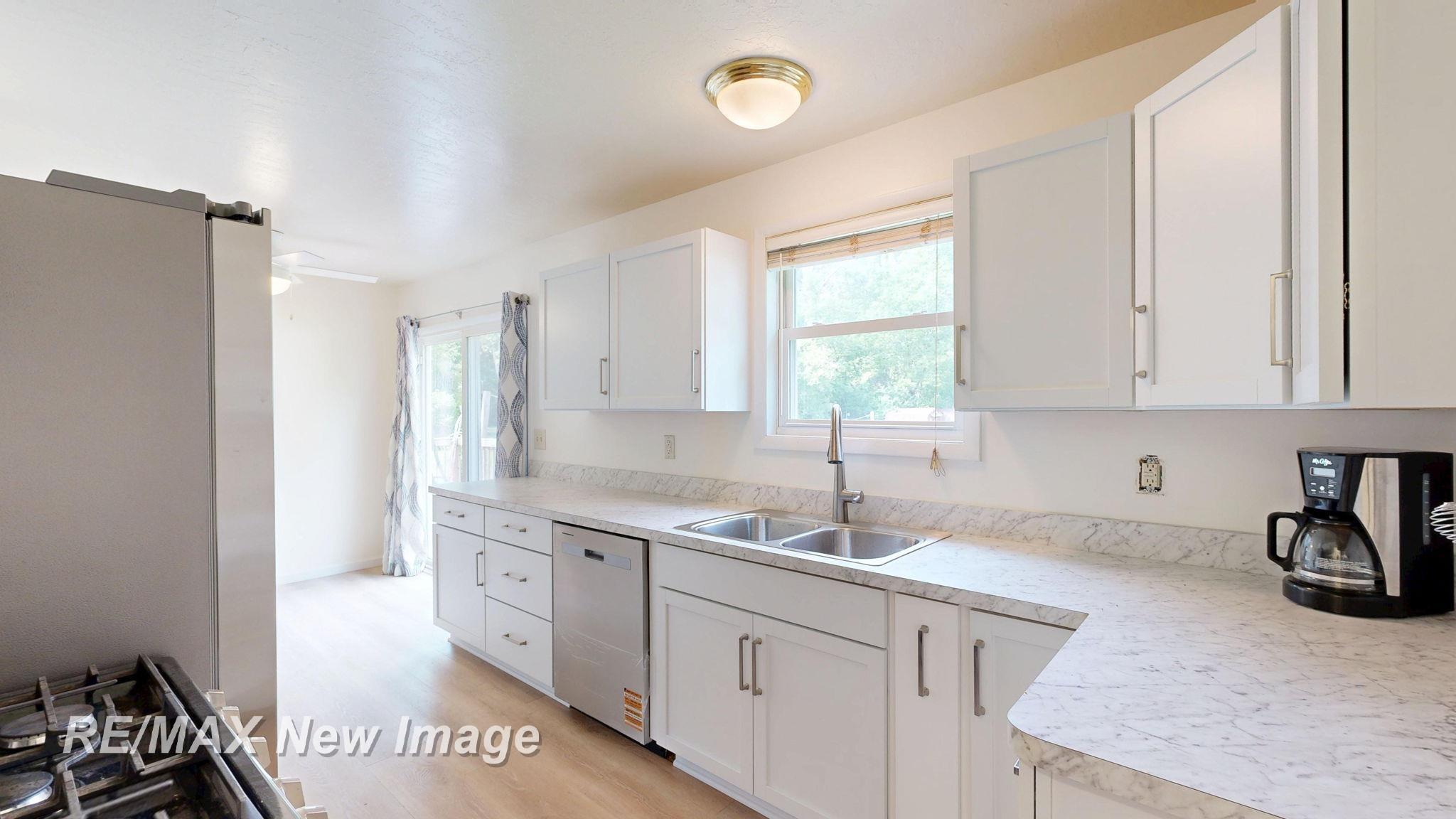 3928 Clutier Road Saginaw, MI 48601 - Photo 12 of 41 Gallery Image 12