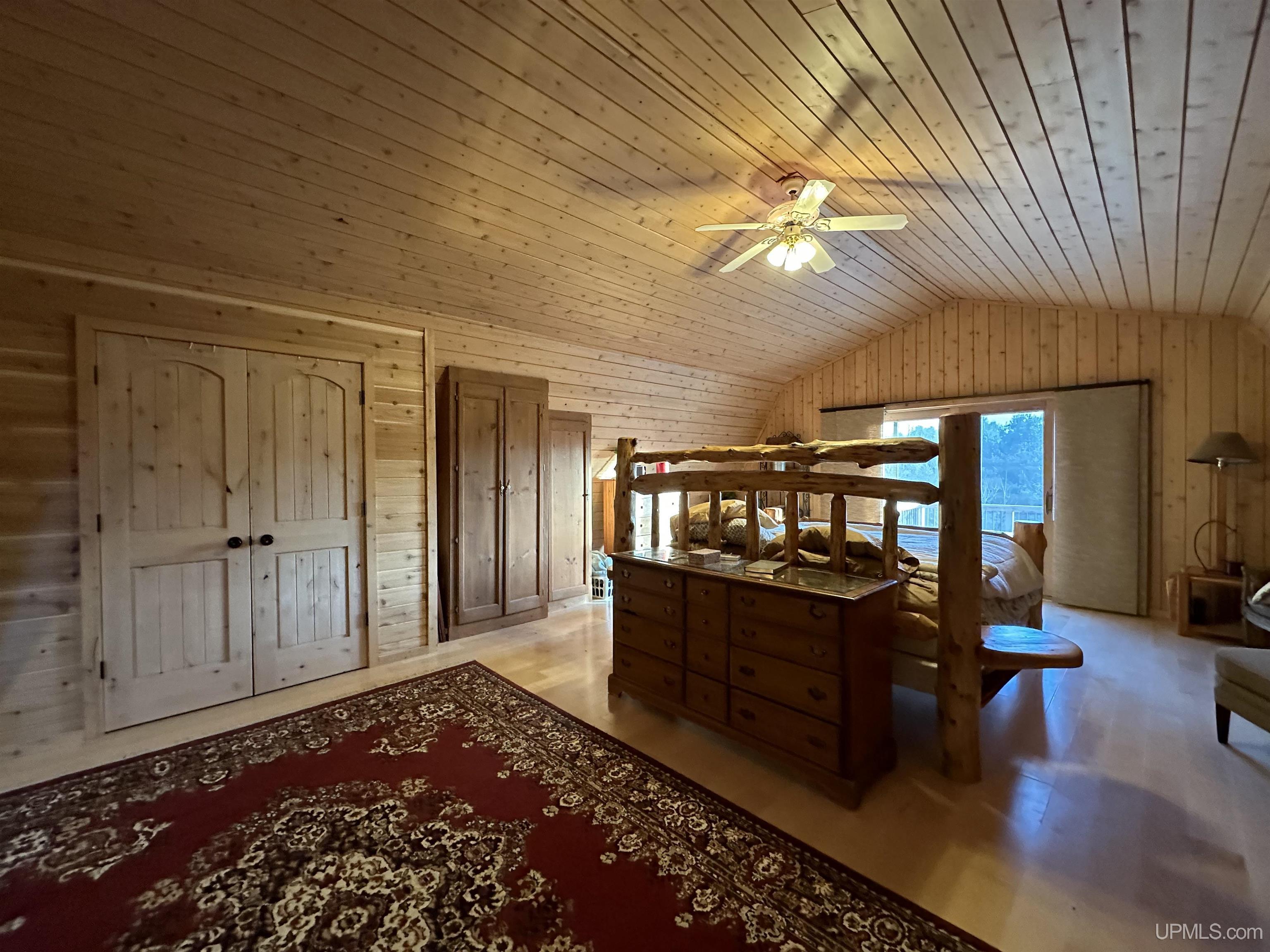 6685 South 75 Road Gladstone, MI 49837 - Photo 25 of 42 Gallery Image 25
