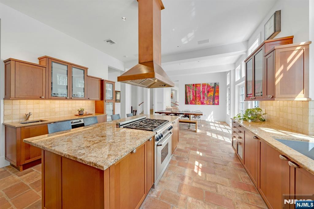 7 Charney Place Alpine, NJ 07620 - Photo 7 of 22