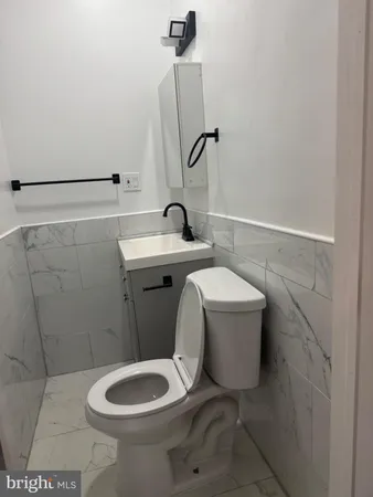$2,800 | 312 East 25th Street, Baltimore, MD 21218