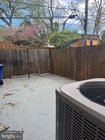 $2,800 | 312 East 25th Street, Baltimore, MD 21218