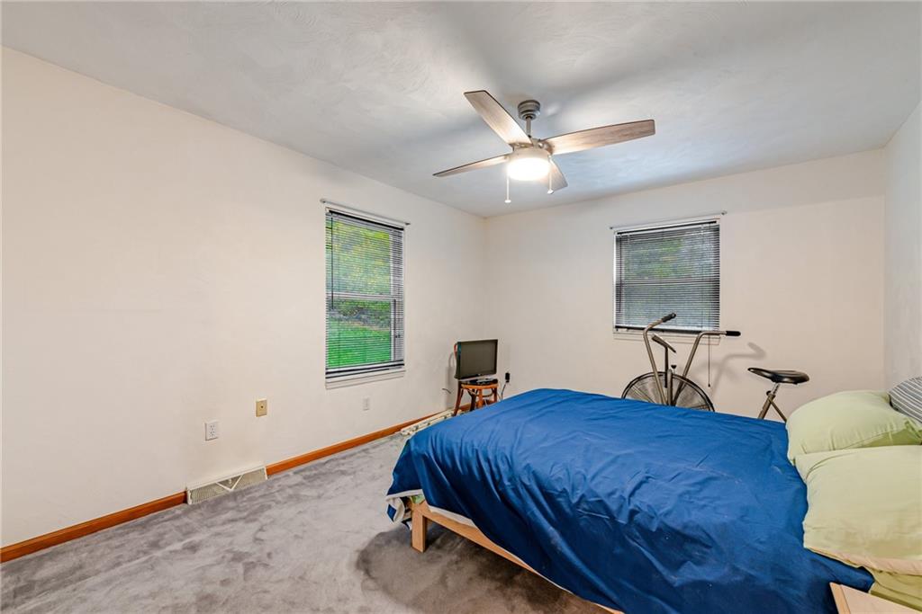761 Lougeay Road Pittsburgh, PA 15235 - Photo 29 of 45 Gallery Image 29