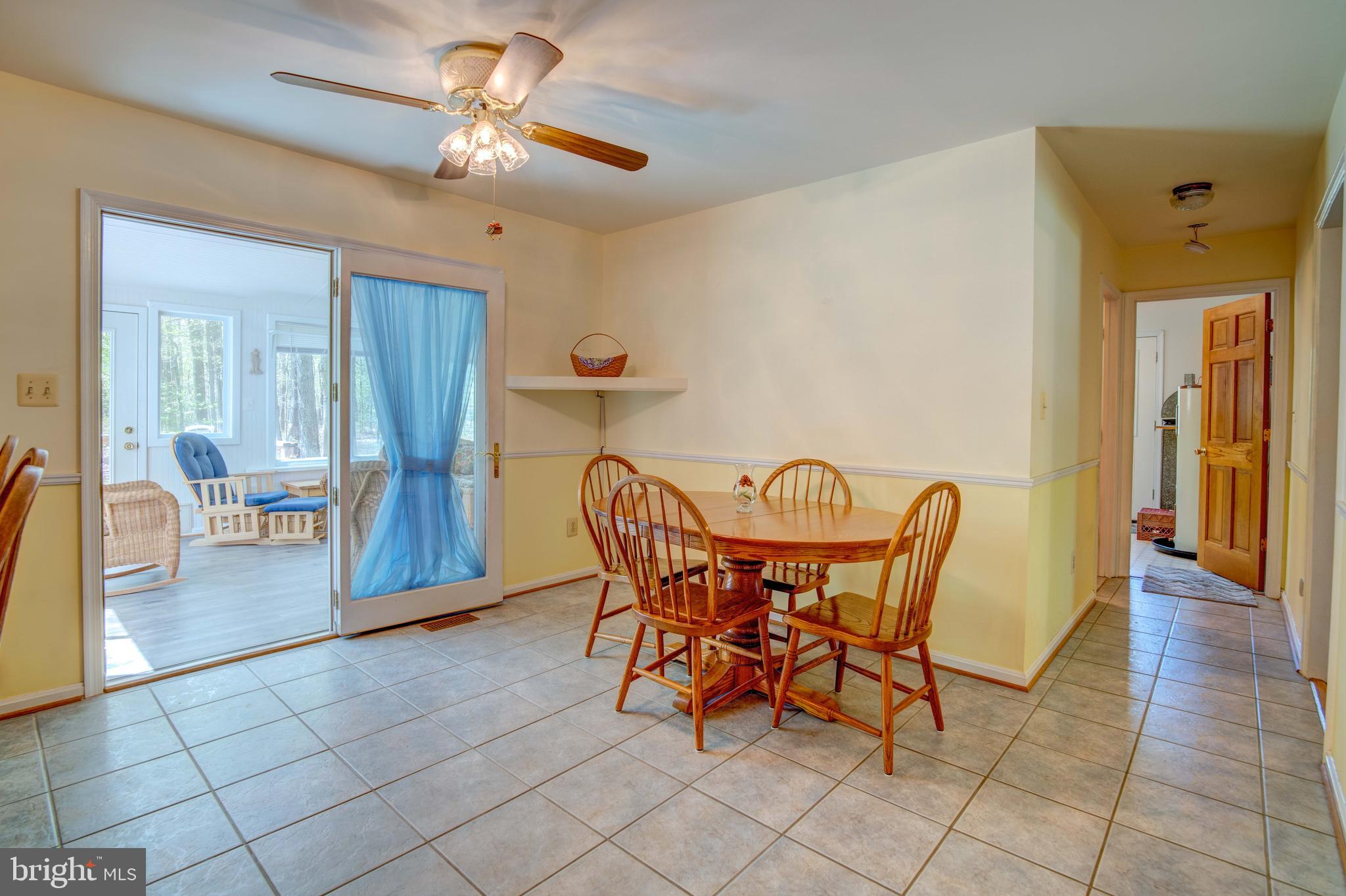 6380 Shady Side Road Shady Side, MD 20764 - Photo 33 of 95 Dining area