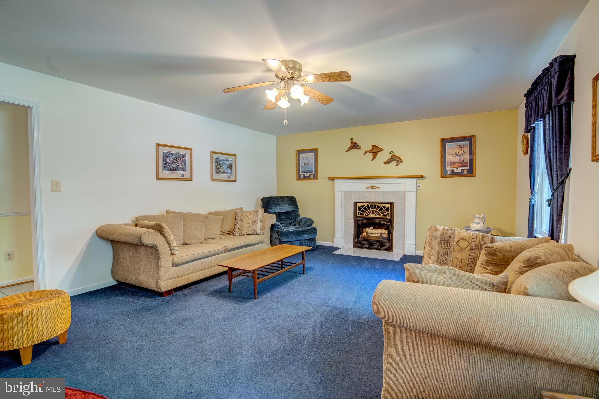 6380 Shady Side Road Shady Side, MD 20764 - Photo 41 of 95 Family room