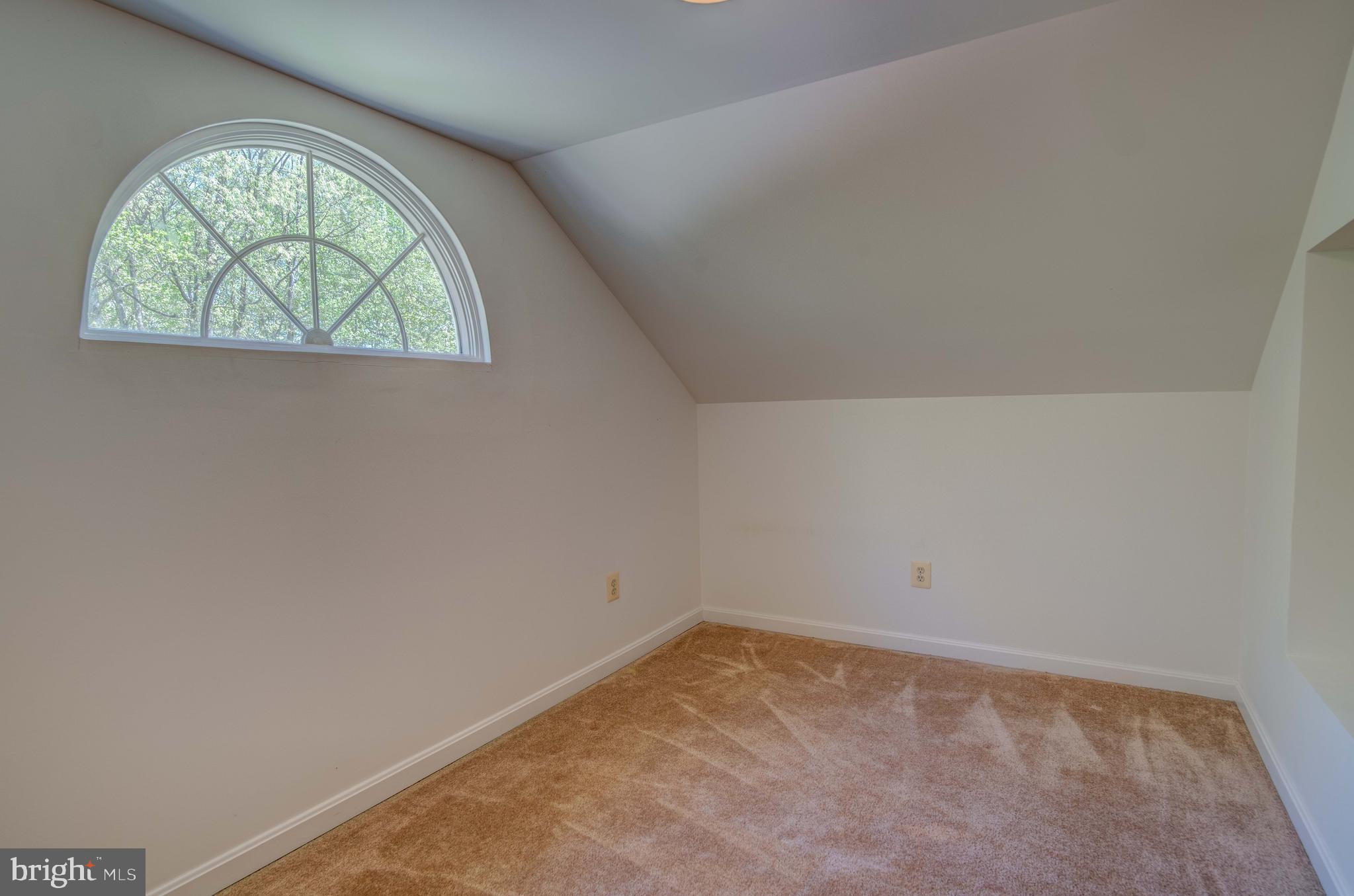 6380 Shady Side Road Shady Side, MD 20764 - Photo 72 of 95 Office/sitting area on level #3