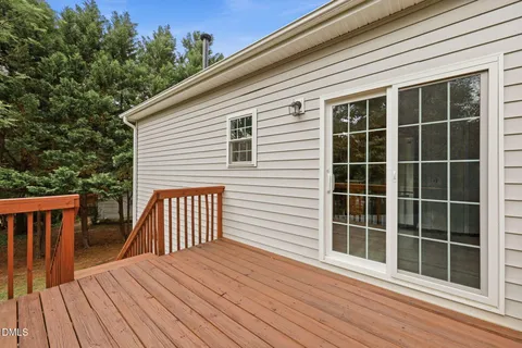 $460,000 | 103 Castlebridge Court, Apex, NC 27502