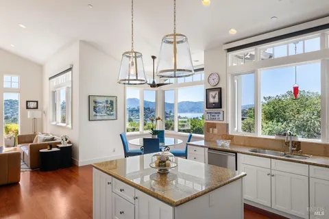 $4,795,000 | 2 Round Hill Terrace, Tiburon, CA 94920