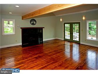 145 Coffeetown Road Easton, PA 18042 - Photo 4 of 12 Gallery Image 4