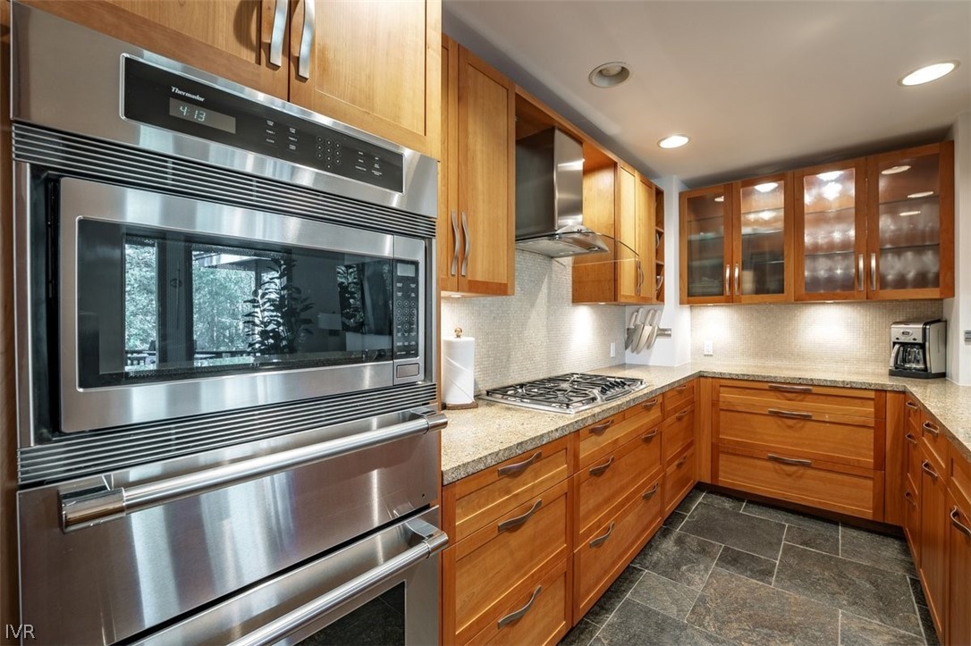 685 Wilson Way, Unit 4 Incline Village, NV 89451 - Photo 7 of 41