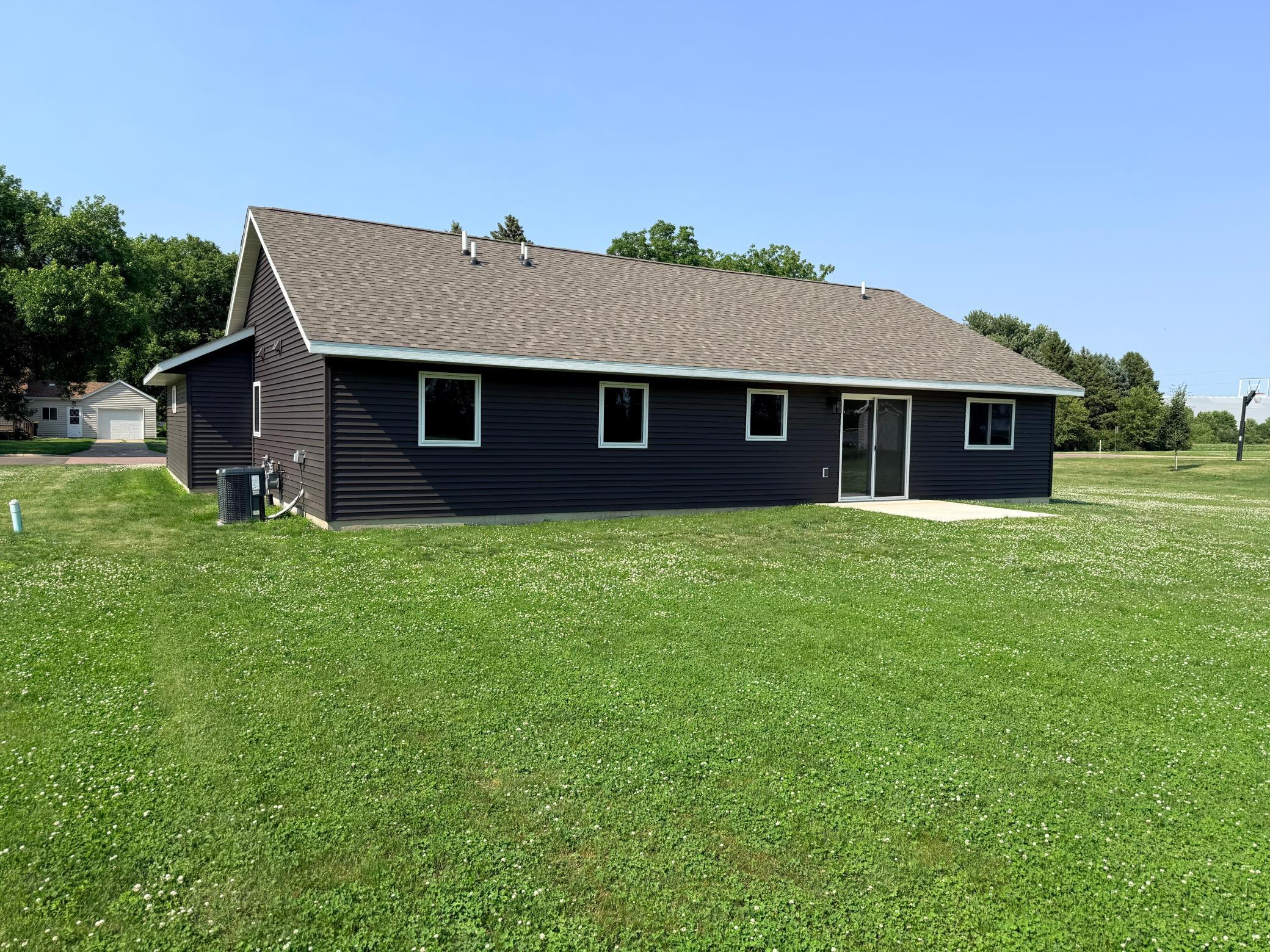 141 Washington Street Walnut Grove, MN 56180 - Photo 8 of 31