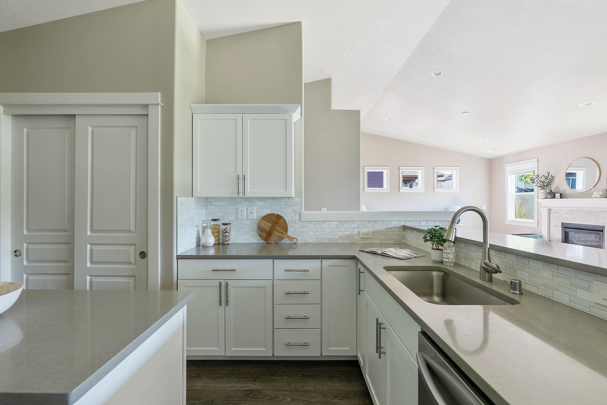 1806 Rivista Street Spokane Valley, WA 99016 - Photo 8 of 45 Gallery Image 8