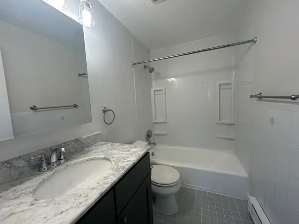 $2,800 | 380 A Great Road, Unit 301, Acton, MA 01720
