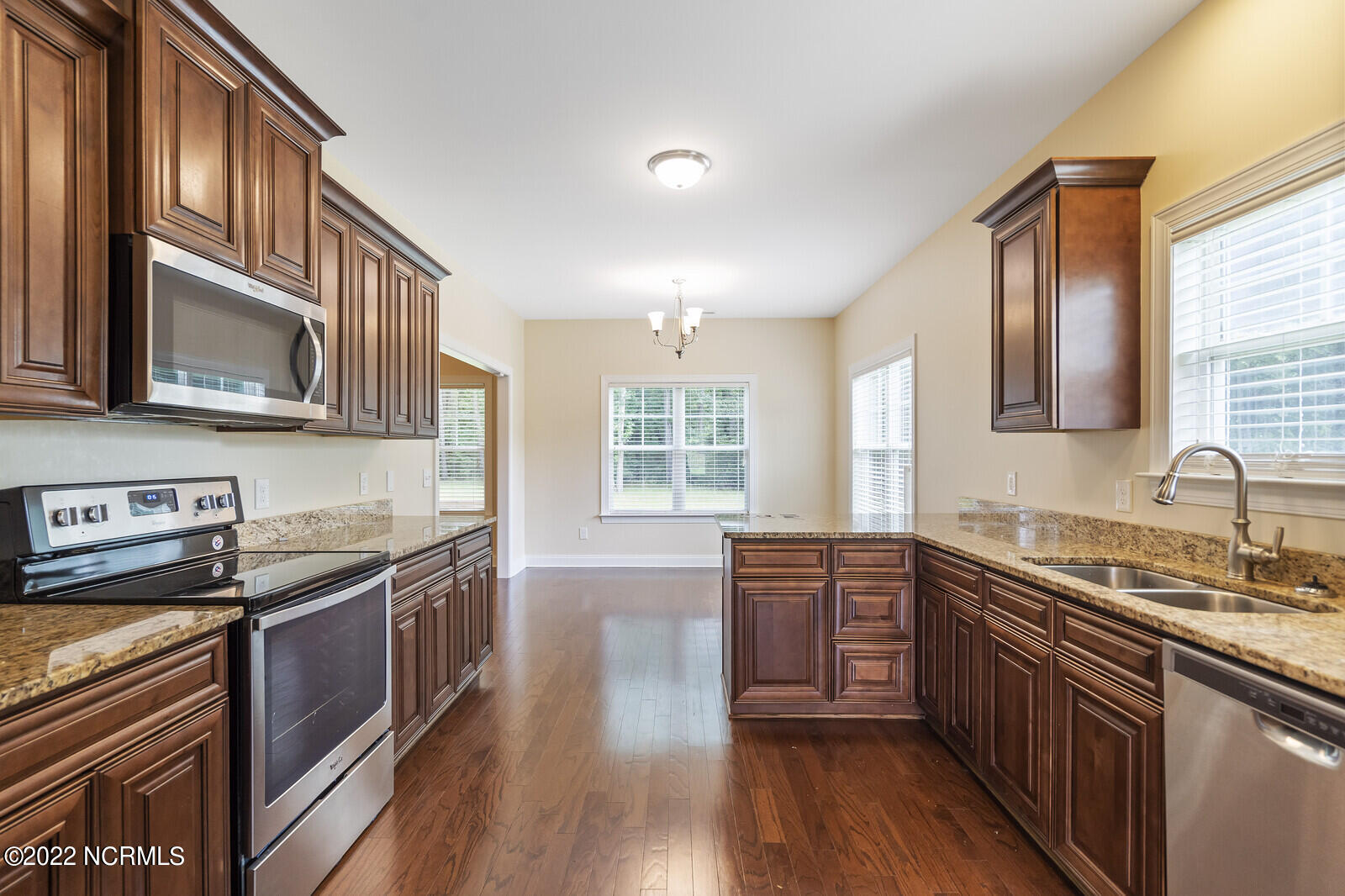 517 Winding Creek Road Rocky Point, NC 28457 - Photo 12 of 49 17_DSC04437_mls